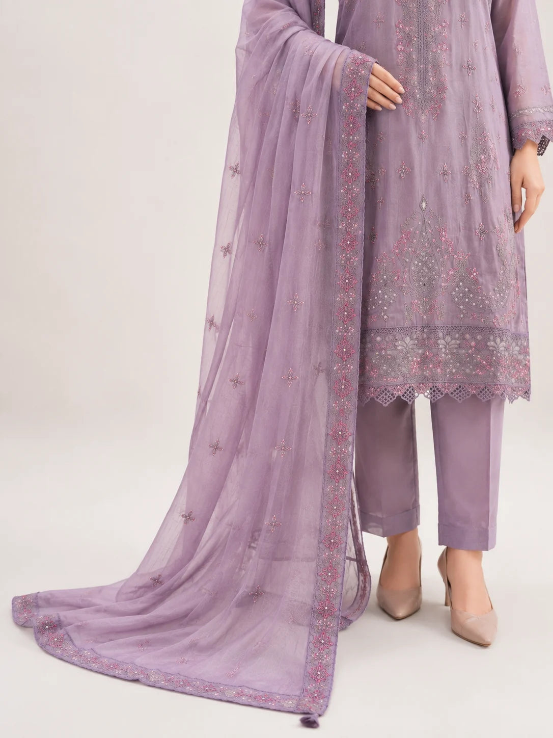 3 Piece - Embroidered Lawn Suit