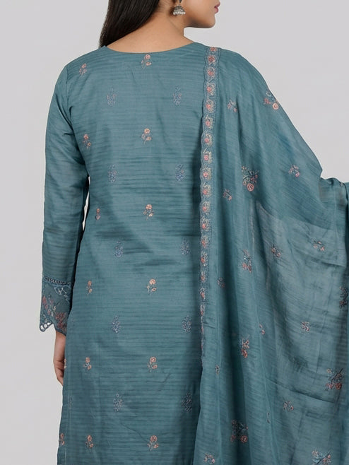 3 Piece - Embroidered Lawn Suit