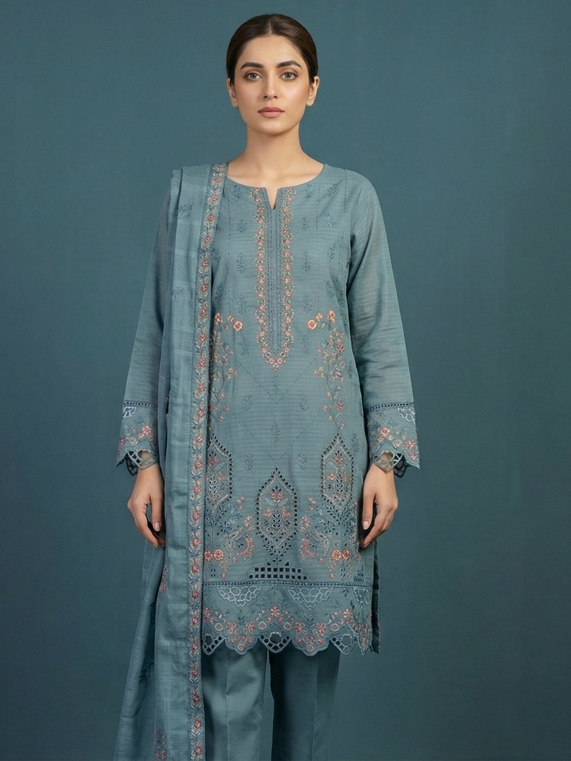 3 Piece - Embroidered Lawn Suit
