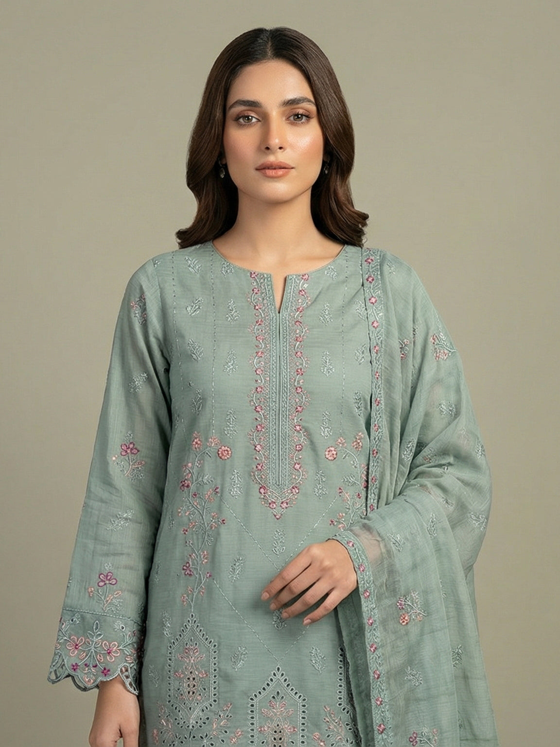 3 Piece - Embroidered Lawn Suit