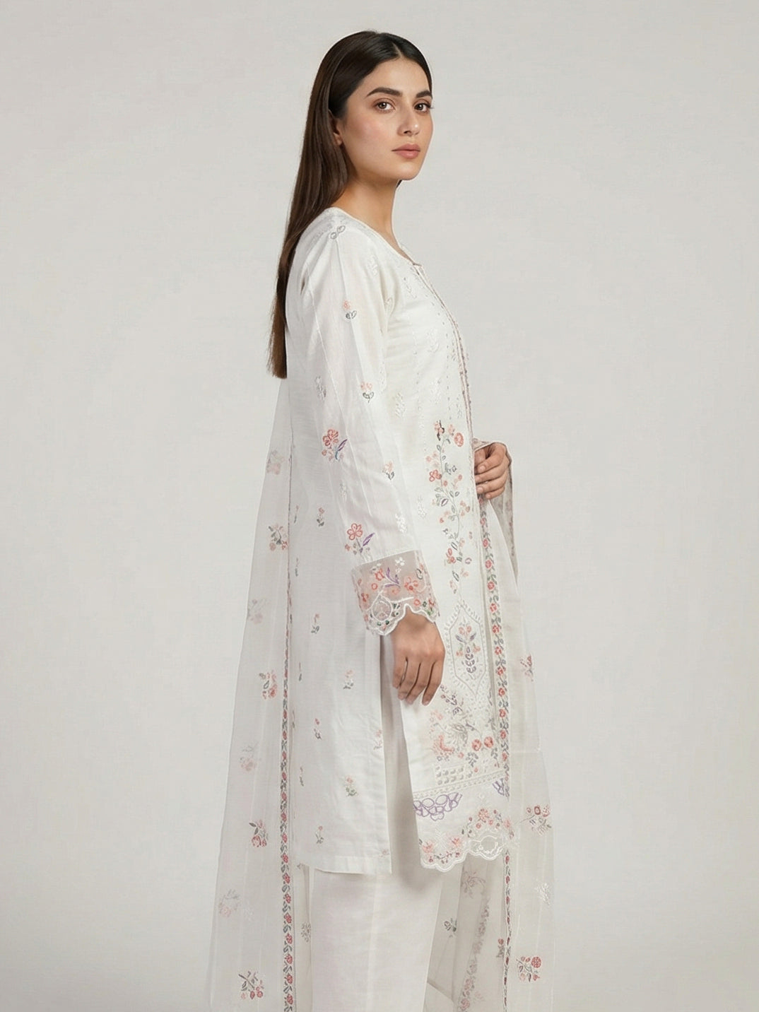 3 Piece - Embroidered Lawn Suit