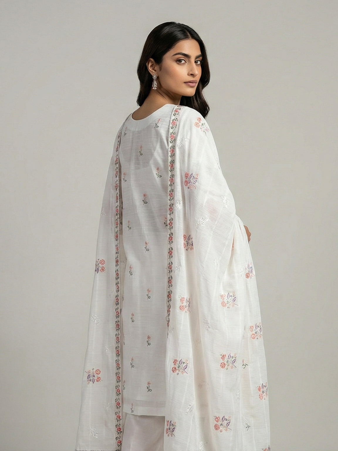 3 Piece - Embroidered Lawn Suit