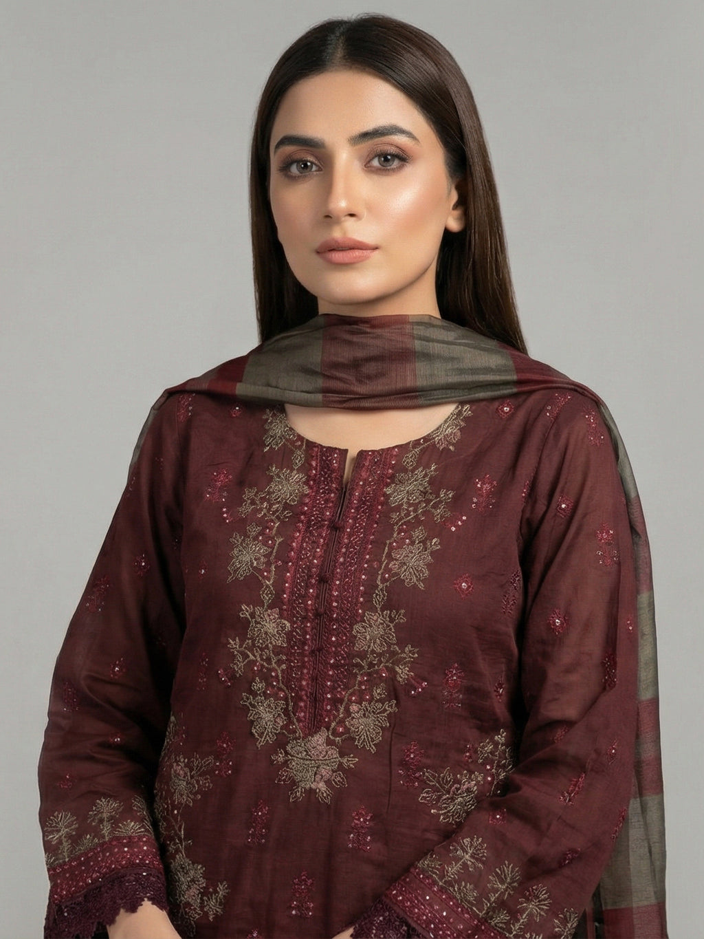 3 Piece - Embroidered Lawn Suit