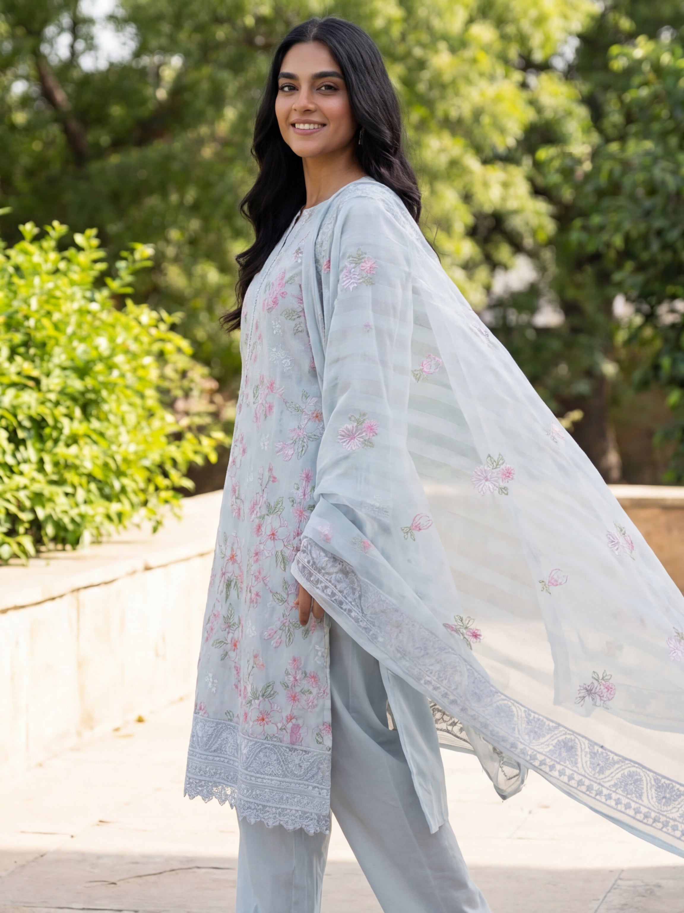 3 Piece - Embroidered Lawn Suit