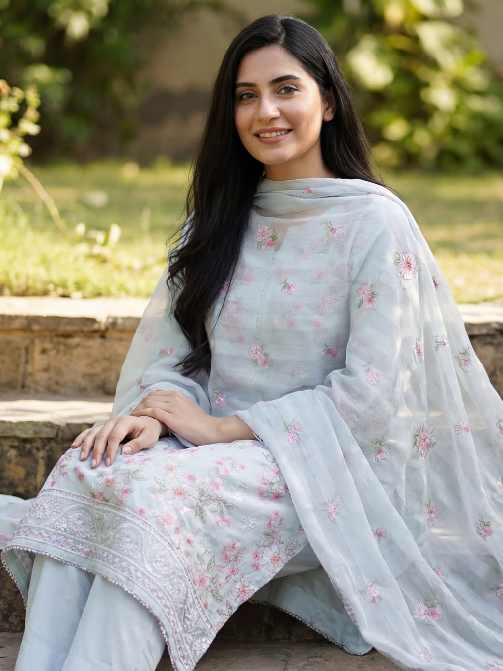 3 Piece - Embroidered Lawn Suit