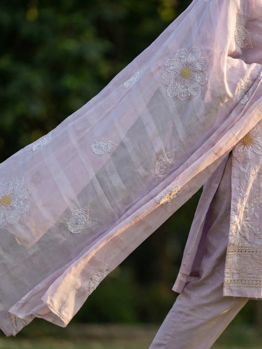 3 Piece - Embroidered Lawn Suit