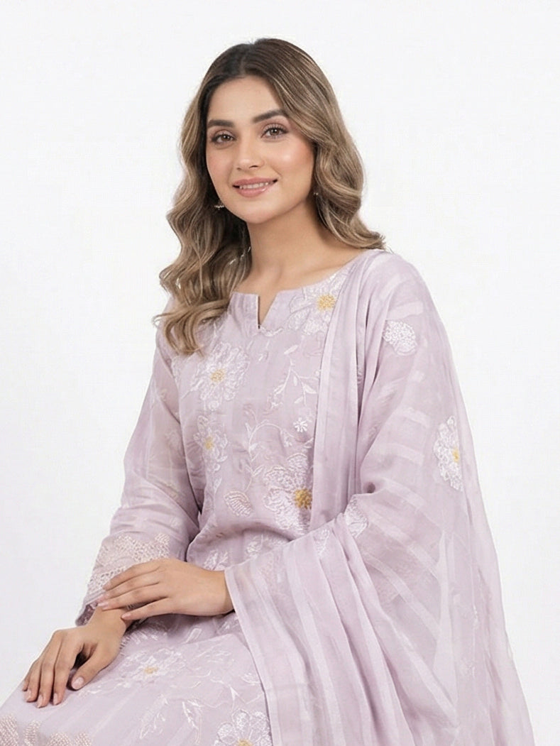 3 Piece - Embroidered Lawn Suit