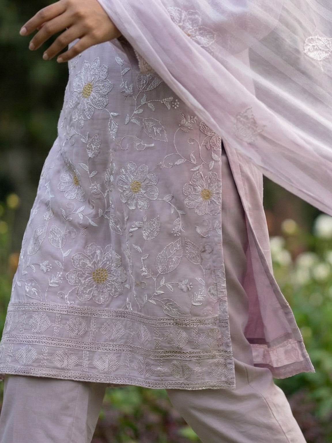 3 Piece - Embroidered Lawn Suit