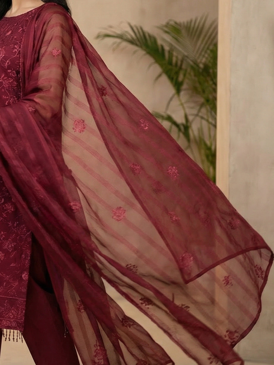 3 Piece - Embroidered Lawn Suit