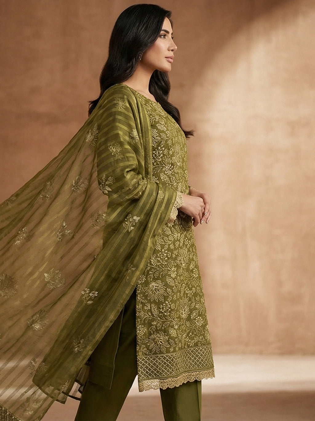 3 Piece - Embroidered Lawn Suit