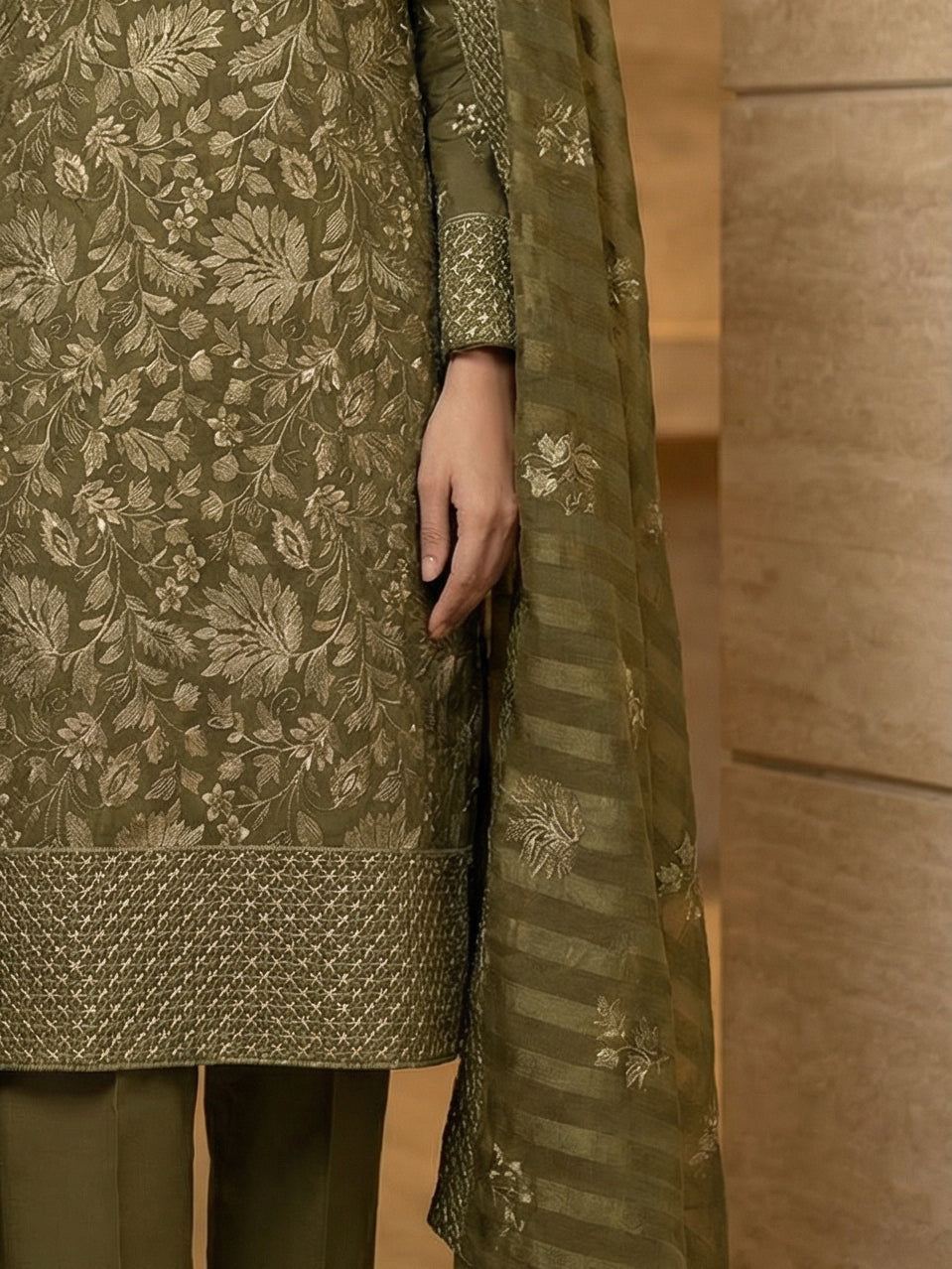 3 Piece - Embroidered Lawn Suit