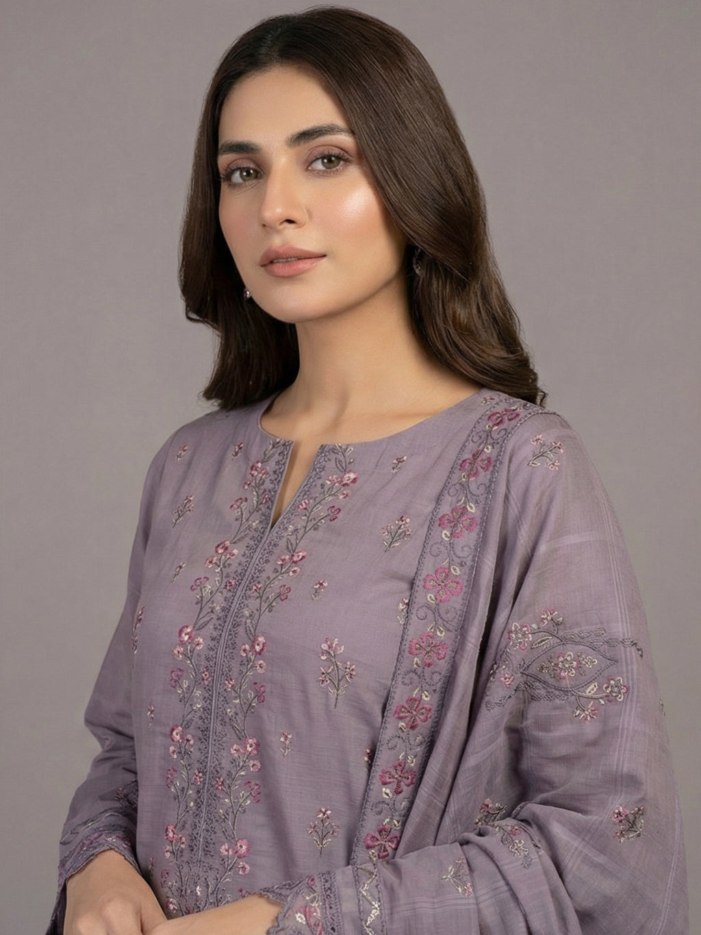 3 Piece - Embroidered Lawn Suit