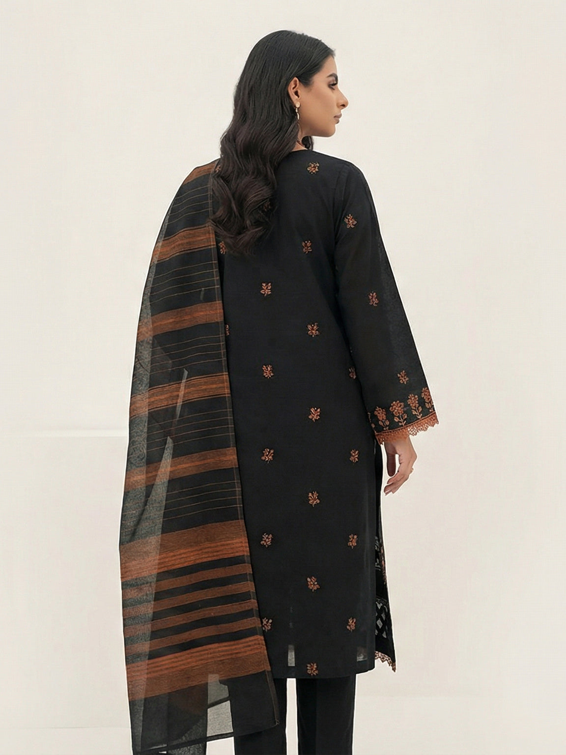 Embroidered Lawn 3 Piece