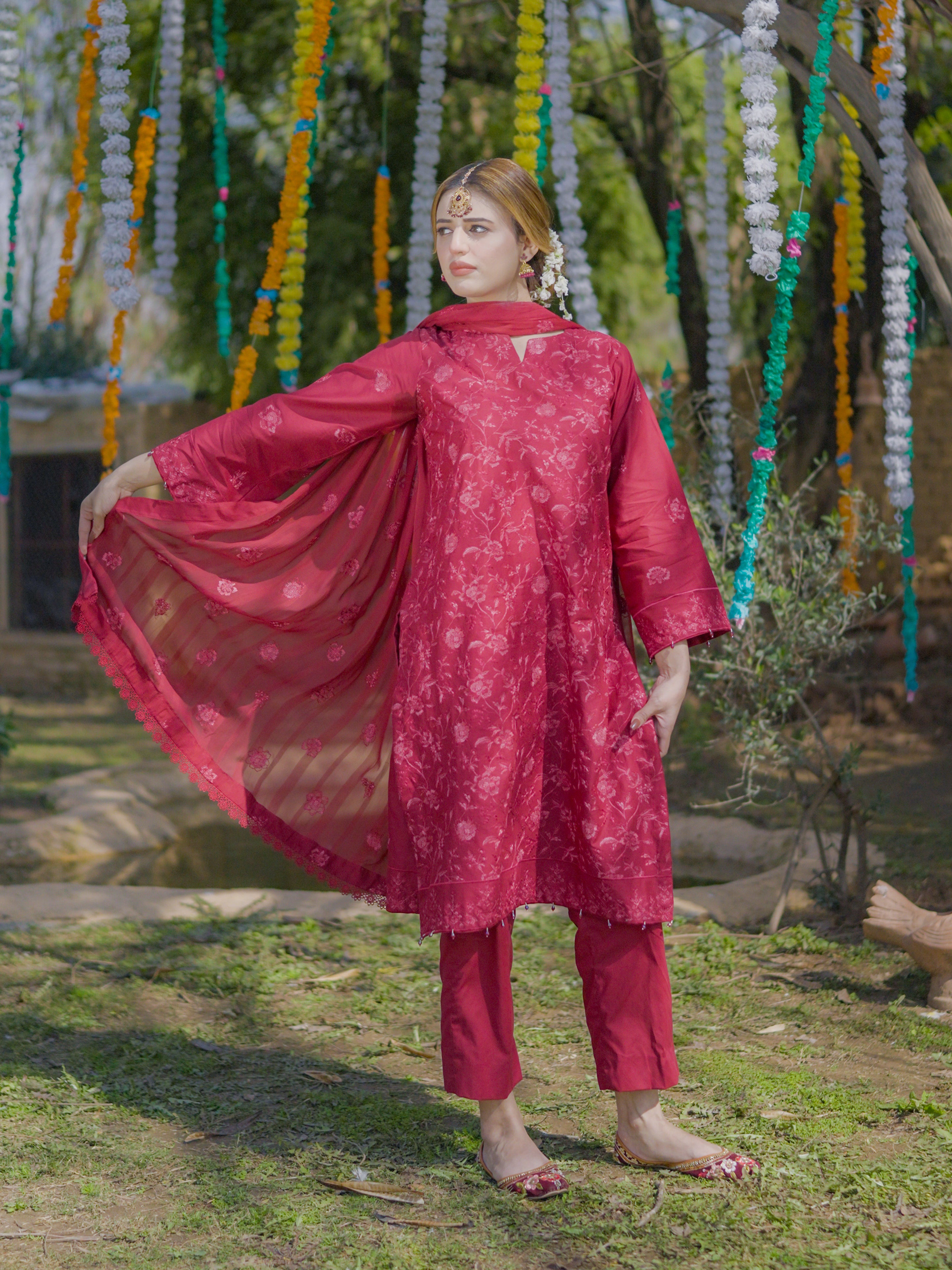 3 Piece - Embroidered Lawn Suit