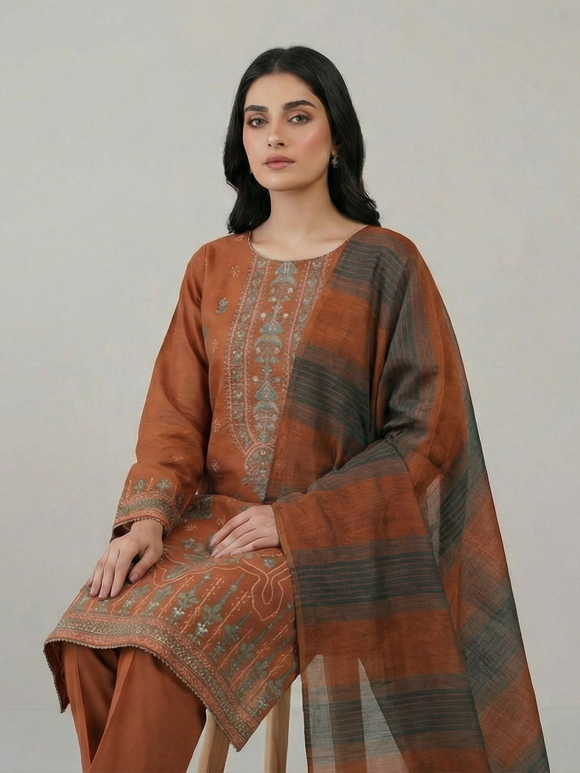 3 Piece - Embroidered Lawn Suit