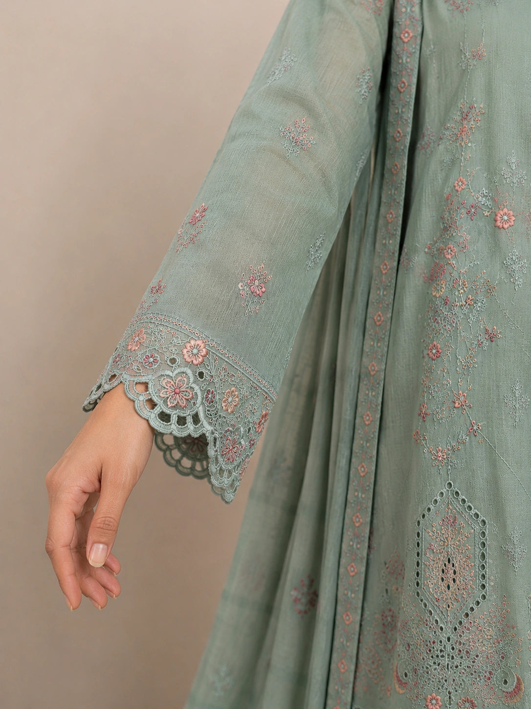 3 Piece - Embroidered Lawn Suit