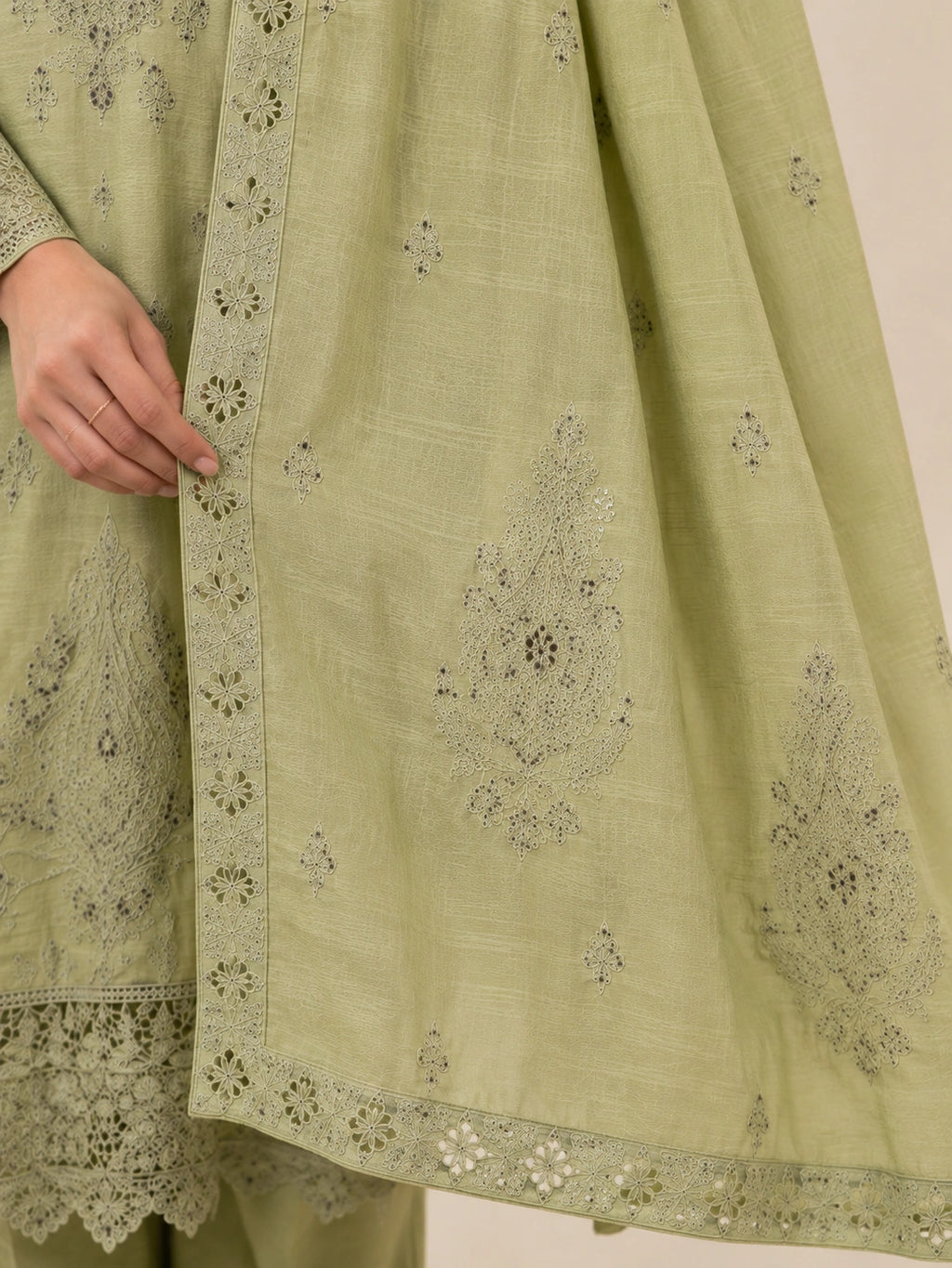 3 Piece - Embroidered Lawn Suit