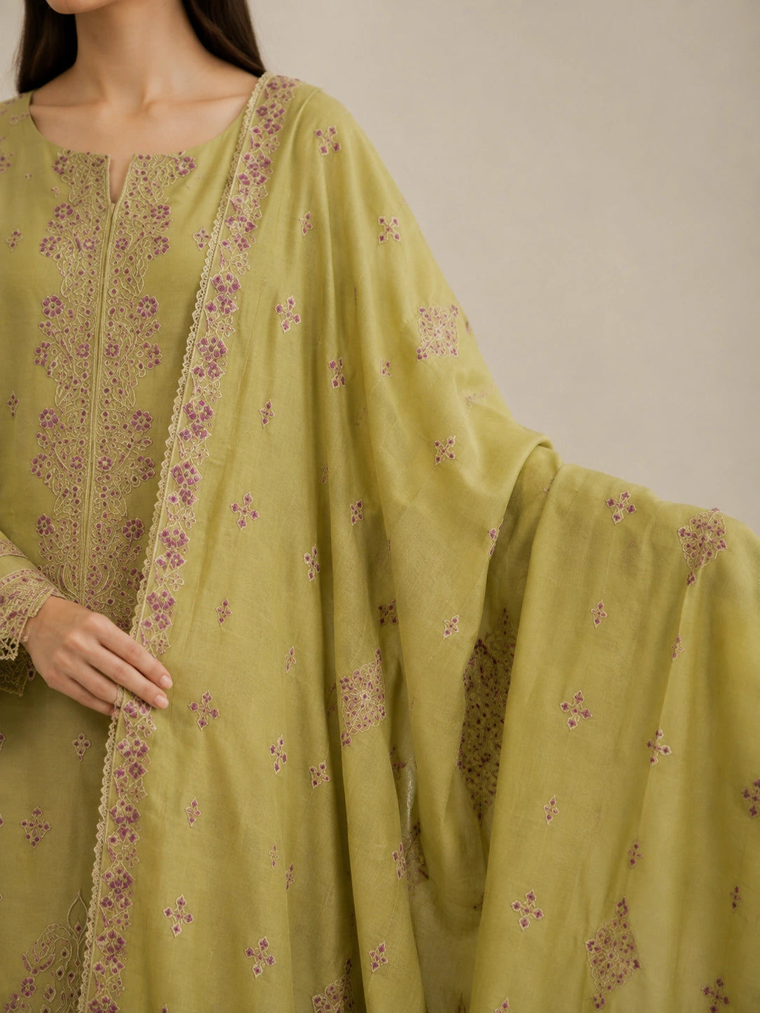 3 Piece - Embroidered Lawn Suit