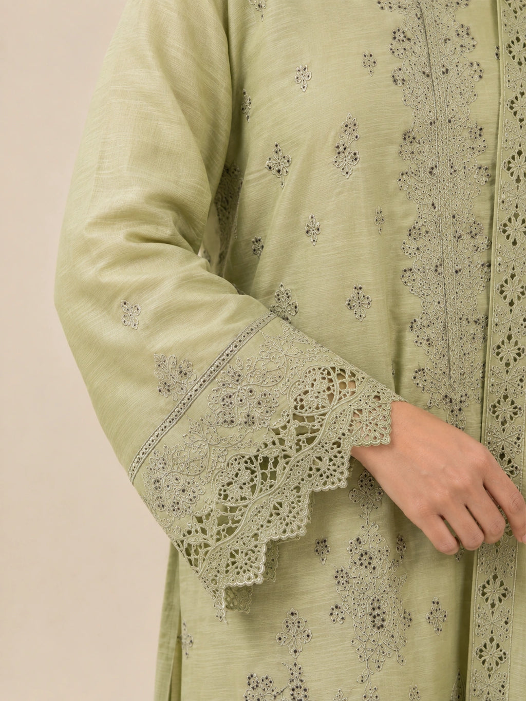 3 Piece - Embroidered Lawn Suit