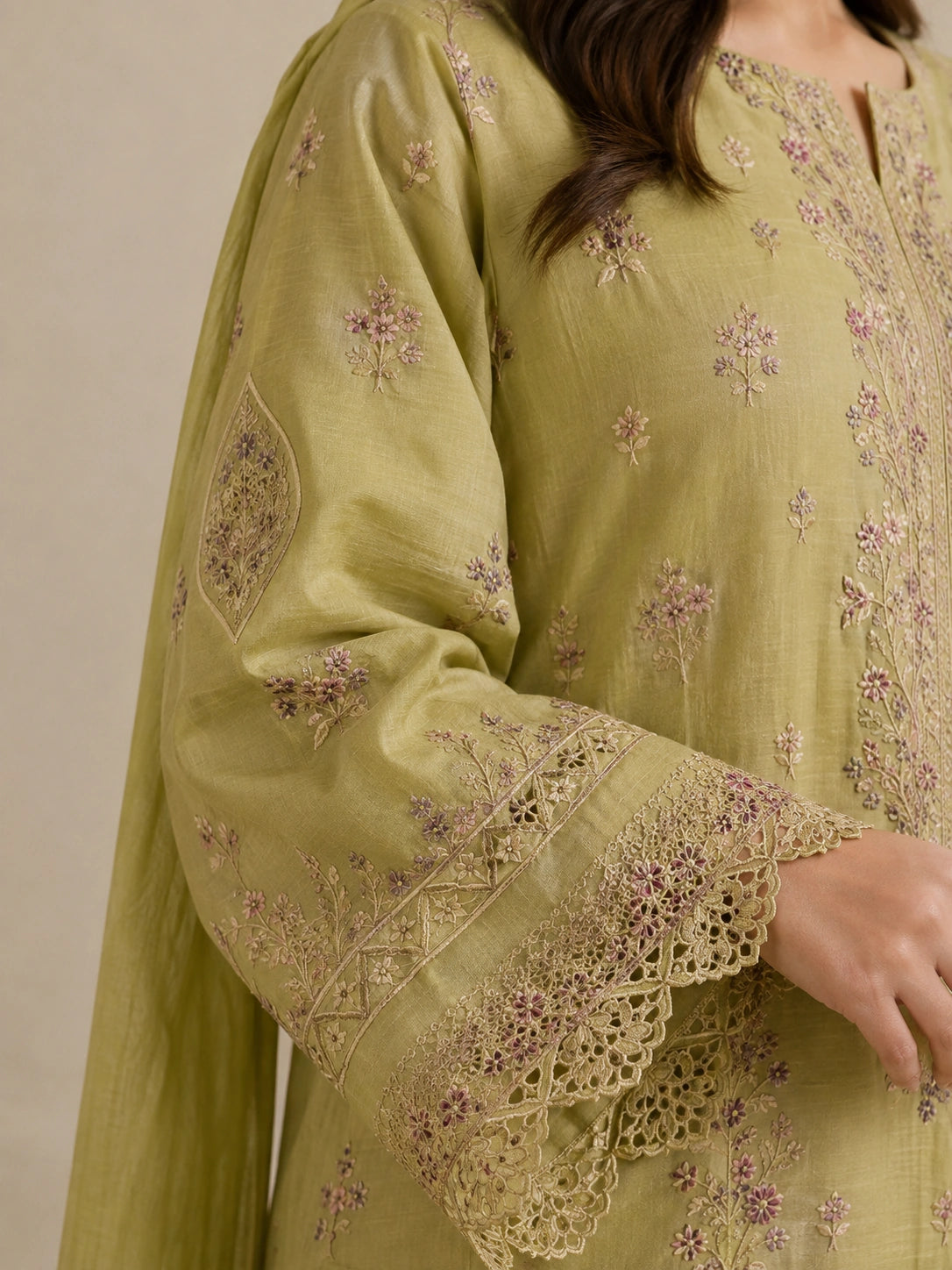 3 Piece - Embroidered Lawn Suit