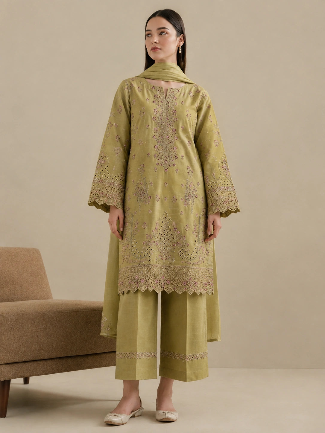 3 Piece - Embroidered Lawn Suit