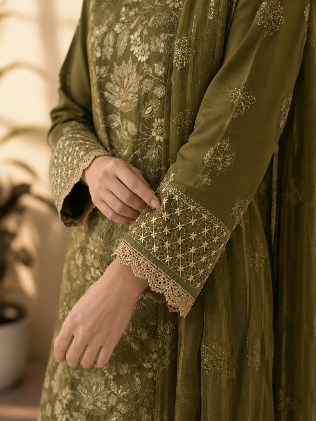 3 Piece - Embroidered Lawn Suit