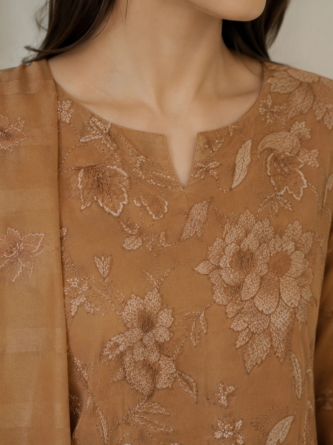 3 Piece - Embroidered Lawn Suit