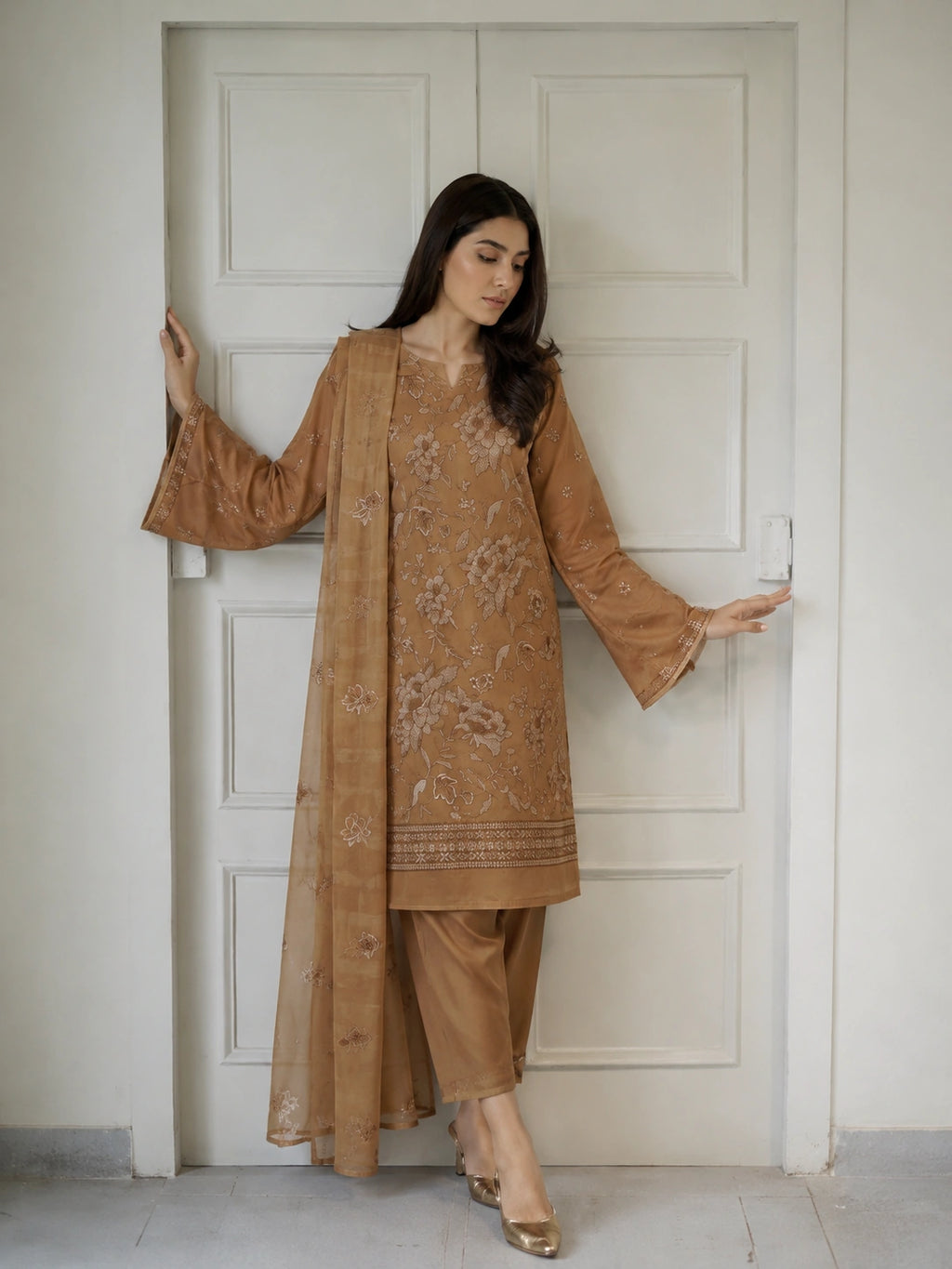3 Piece - Embroidered Lawn Suit