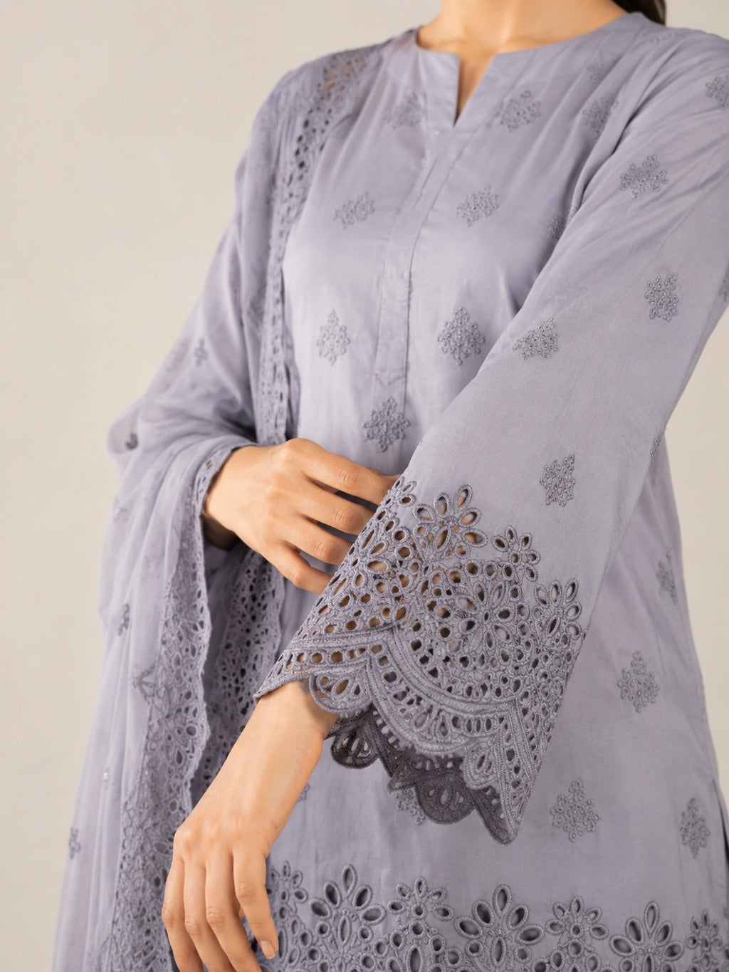 3 Piece - Embroidered Lawn Suit
