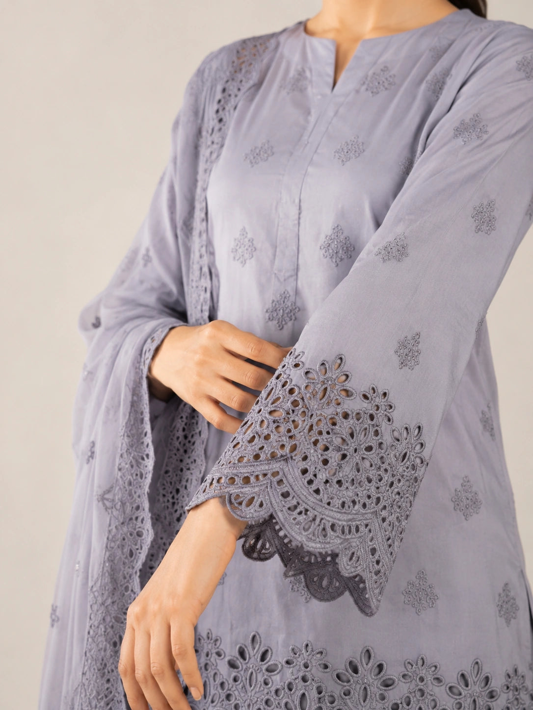 3 Piece - Embroidered Lawn Suit