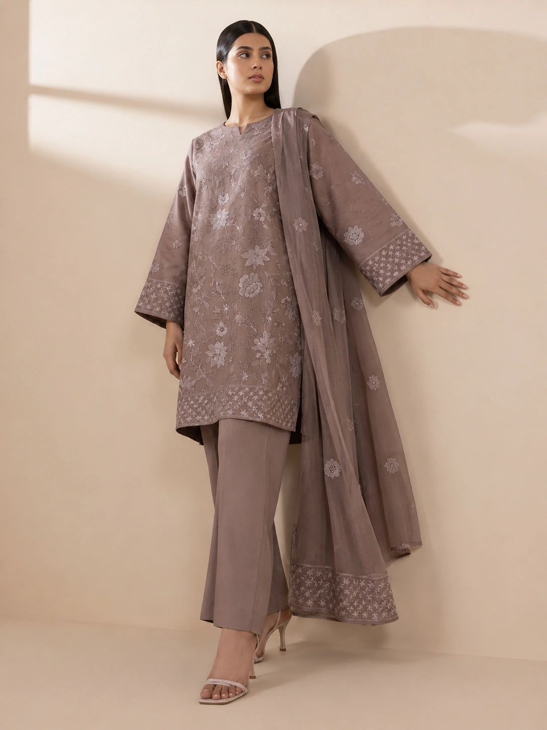 3 Piece - Embroidered Lawn Suit