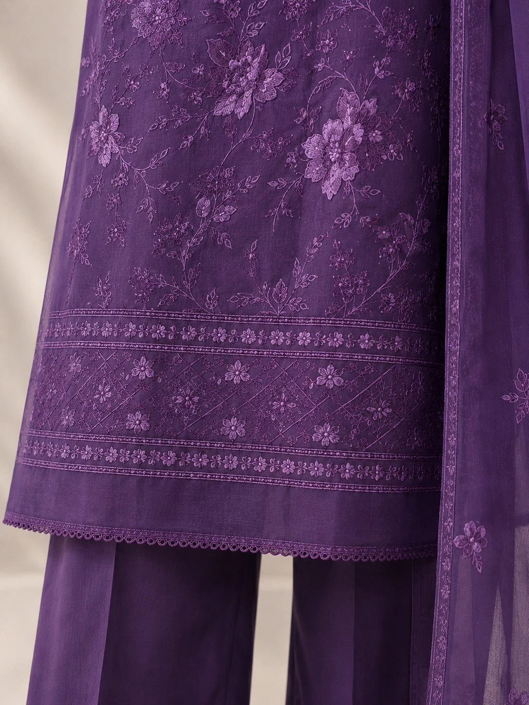 3 Piece - Embroidered Lawn Suit