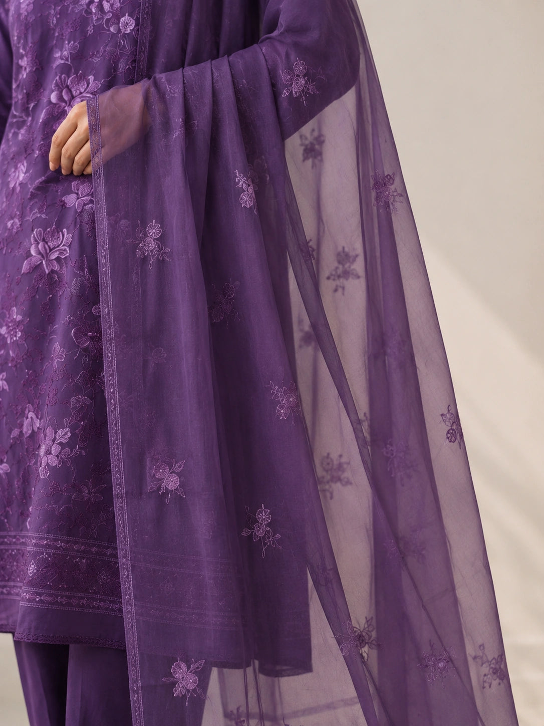 3 Piece - Embroidered Lawn Suit