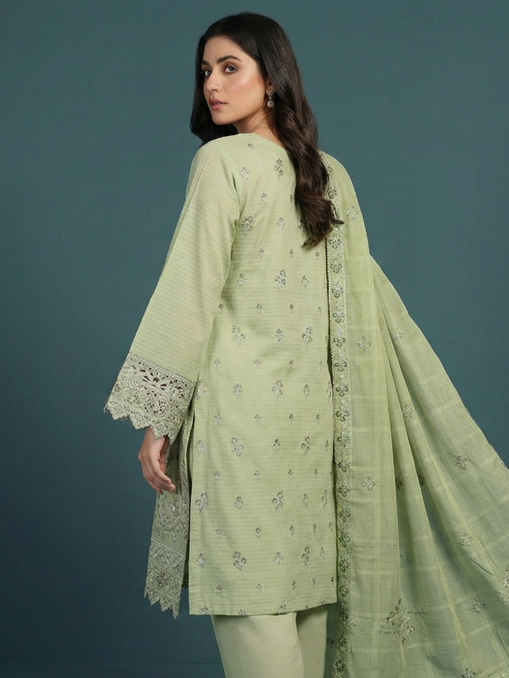 3 Piece - Embroidered Lawn Suit