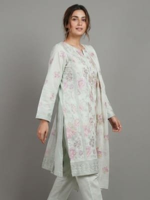 embroidered lawn 3 piece