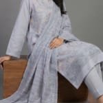 embroidered lawn 3 piece